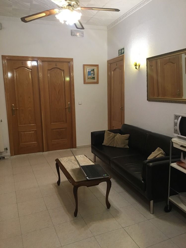 Hostal Lido Madrid Exteriör bild