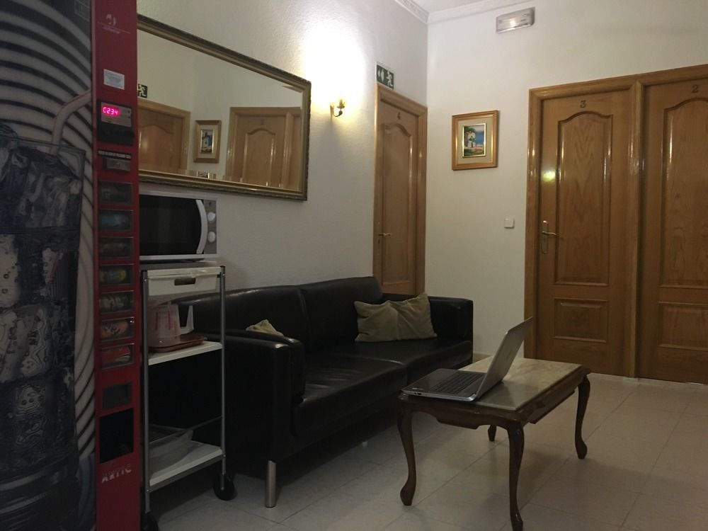 Hostal Lido Madrid Exteriör bild
